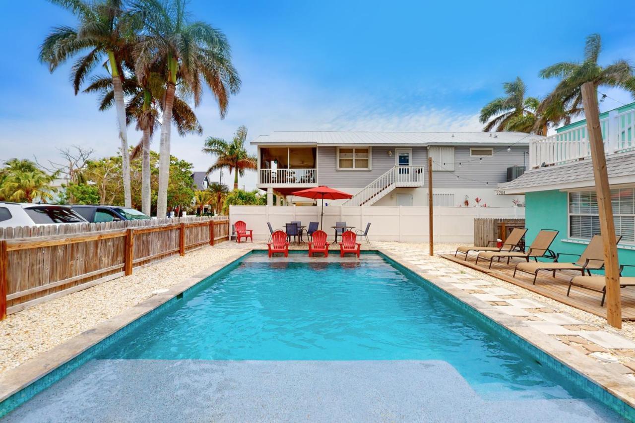 Bungalow W Villa Bradenton Beach Bagian luar foto